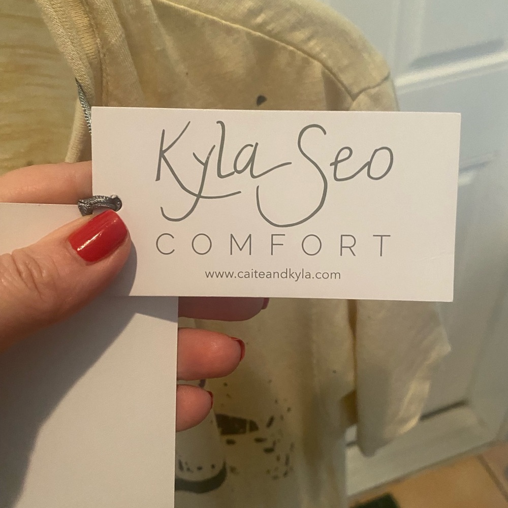 Super fun Kyla Seo Love dress - Picture 3 of 8